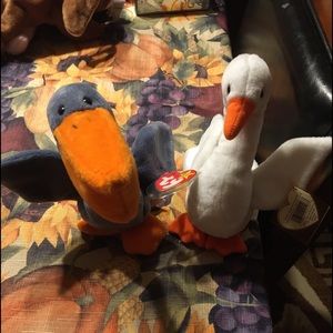 2 Ty beanie babies